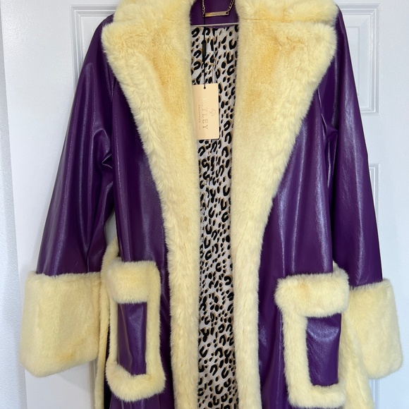 Jayley coat - Picture 1 of 7